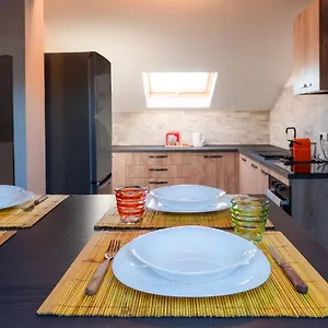 La Soffitta Dei Sogni 010059-lt-2481 Appartamento
